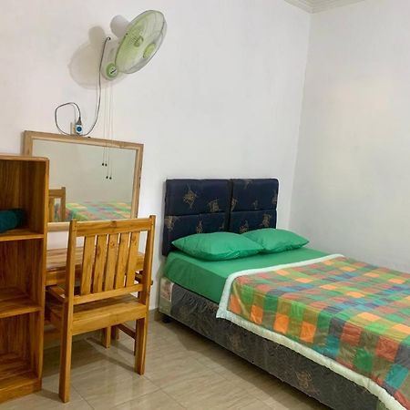 Penginapan Sedap Malam Lovina Buitenkant foto