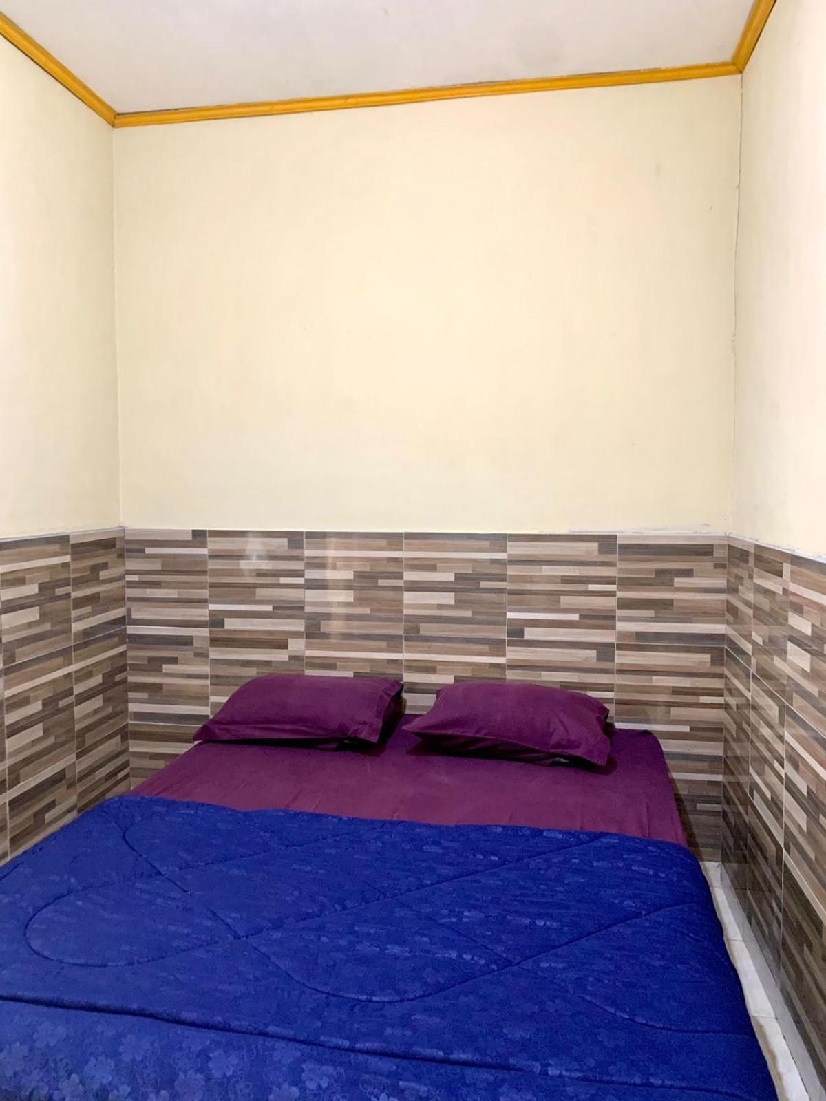 Penginapan Sedap Malam Lovina Buitenkant foto